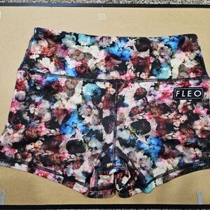 Fleo workout shorts